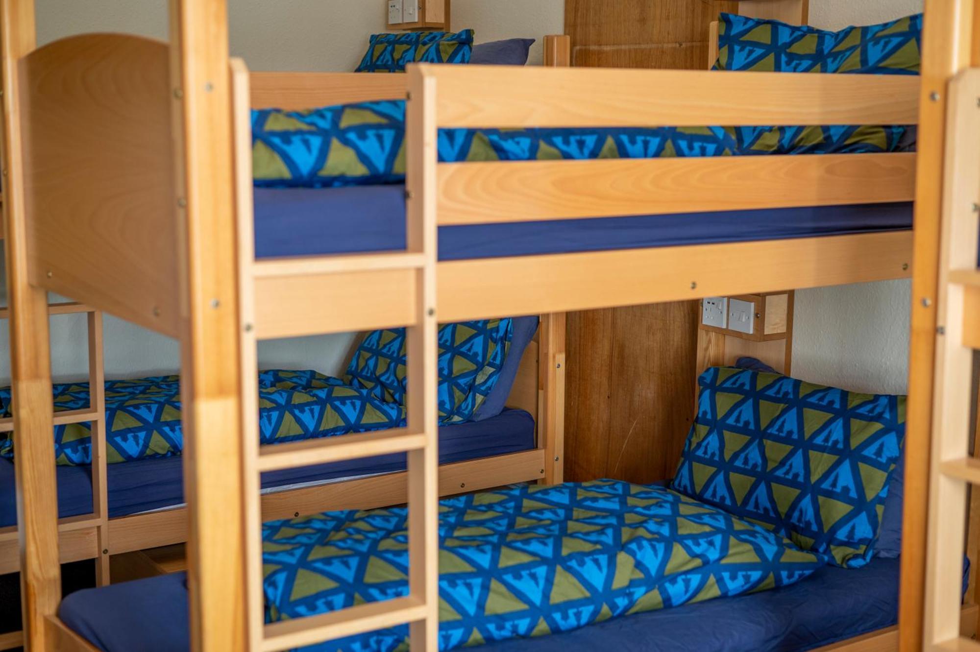 Single Bed Female Dormitory Room,1590354668:JPEG